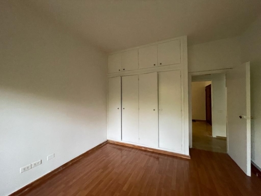 Spacious Apartment for Sale in Horsh Tabet — 12
