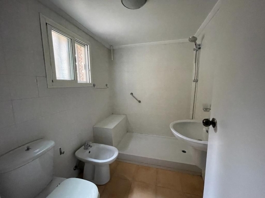 Spacious Apartment for Sale in Horsh Tabet — 18