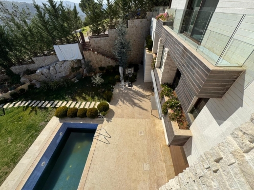 Luxurious Furnished Villa For Sale in Baabdat — 30
