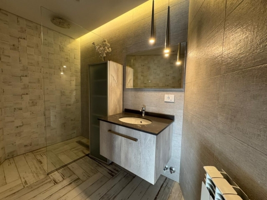 Luxurious Furnished Villa For Sale in Baabdat — 24
