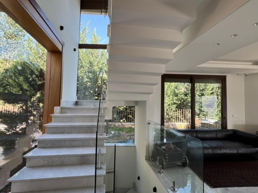 Luxurious Furnished Villa For Sale in Baabdat — 29