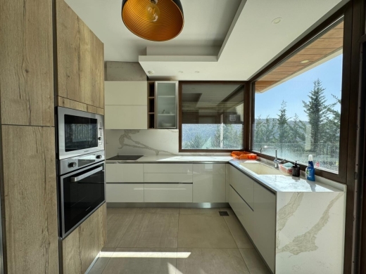 Luxurious Furnished Villa For Sale in Baabdat — 37