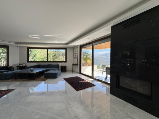 Luxurious Furnished Villa For Sale in Baabdat — 34