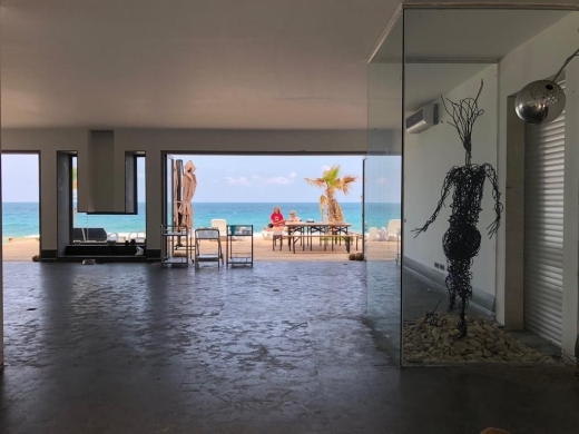 Villa Pieds Dans L'eau with Pool For Sale In Kfar Aabida, Batroun — 16