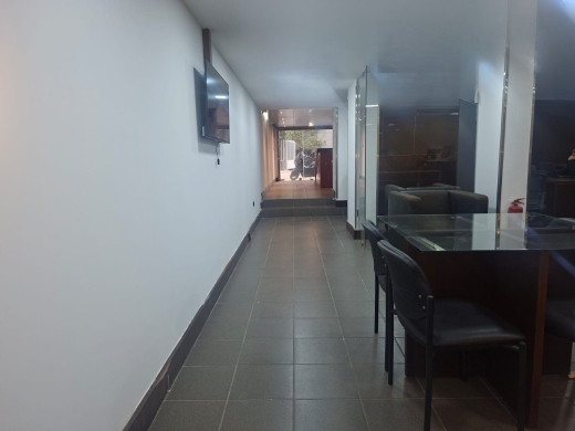 120 SQM Shop For Sale in Ain Al Mraisseh, Ras Beirut — 2