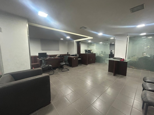 120 SQM Shop For Sale in Ain Al Mraisseh, Ras Beirut