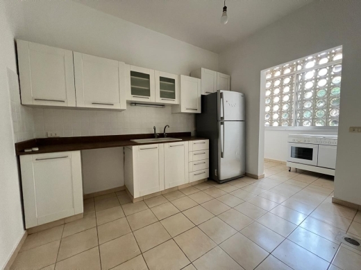 Nice 3-Bedroom Apartment For Rent in Achrafieh, Sioufi — 3