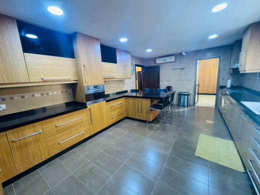 Amazing Unfurnished 4-Bedroom Apartment For Sale in Jnah, Beirut — 12