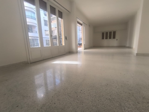 3-Bedroom Apartment For Sale in Al Zarif, Ras Beirut