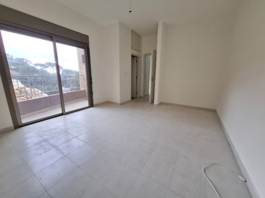 Spacious Apartment with Terrace For Sale in New Shayle — 14