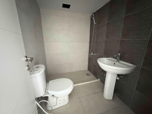Bright Apartment For Sale in Tarik El Jdideh, Mazraa — 7