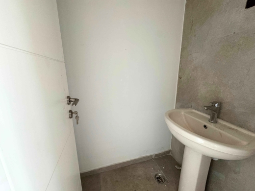 Bright Apartment For Sale in Tarik El Jdideh, Mazraa — 8