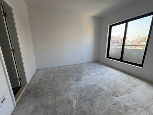 Bright Apartment For Sale in Tarik El Jdideh, Mazraa — 5