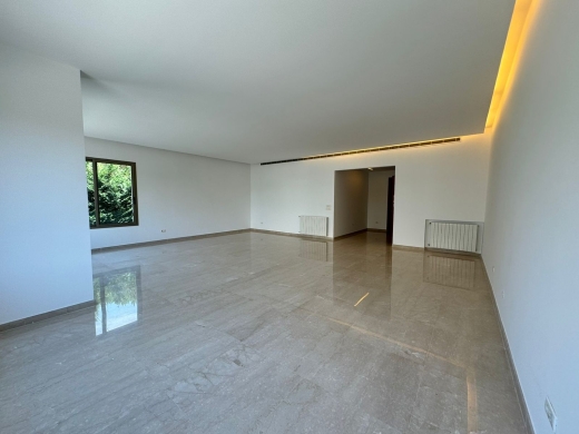 Luxurious High-End Finishing Apartment With Terrace for Sale In Monteverde
