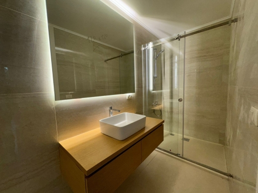 Luxurious High-End Finishing Apartment With Terrace for Sale In Monteverde — 13