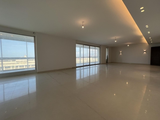 Refined & Spacious Apartment For Sale in Gemayzeh