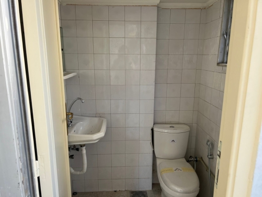 Spacious Apartment For Sale in Dawhet Aramoun — 6