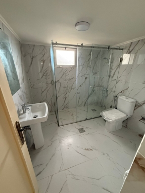 Spacious Apartment For Sale in Dawhet Aramoun — 10