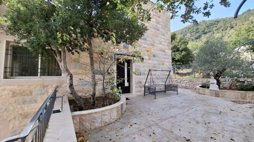 A Beautiful House With Land For Sale in Ehmej, Jbeil