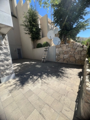 Luxurious Villa For Sale in Fakra Club — 20