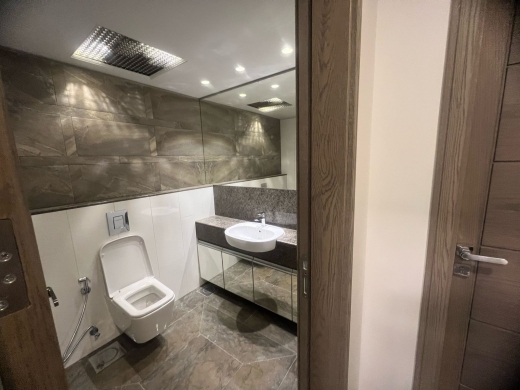 Luxurious Town House For Sale in Faqra Club with a Spacious Terrace — 16