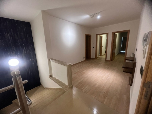 Duplex Chalet For Sale in Faqra Club with a Spacious Garden — 19