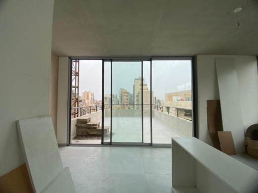 Brand New 1-Bedroom Apartment For Sale in Great Location in Spears, Ras Beirut