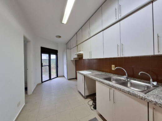 Spacious 4-bedroom Duplex with Garden For Rent in Adma — 11