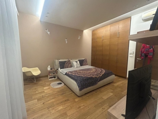 Elegant Apartment For Sale in Clemenceau, Ras Beirut — 11