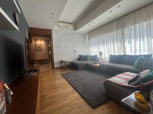 Elegant Apartment For Sale in Clemenceau, Ras Beirut — 8