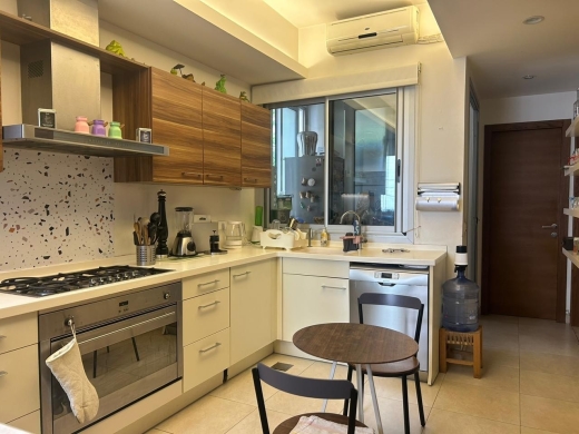 Elegant Apartment For Sale in Clemenceau, Ras Beirut — 9