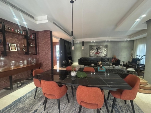 Elegant Apartment For Sale in Clemenceau, Ras Beirut — 4