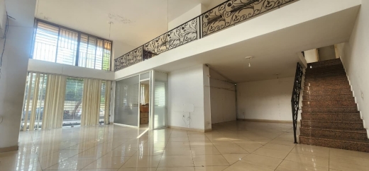 A Duplex Shop For Rent in Ain El Remmaneh — 2