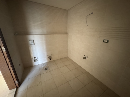 Spacious Apartment For Sale in Ramlet El Bayda — 10