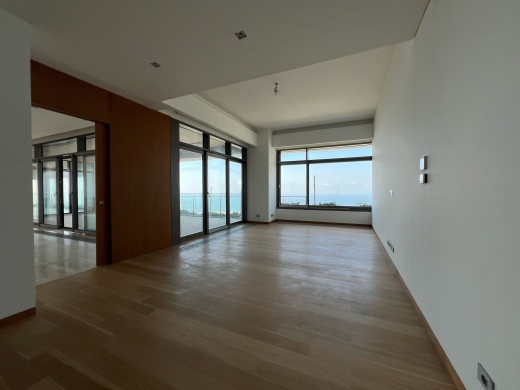 Amazing Apartment With View For Sale in High-Rise Tower in Achrafieh, Carré D'or — 5