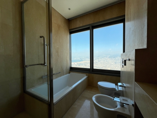 Amazing Apartment With View For Sale in High-Rise Tower in Achrafieh, Carré D'or — 8