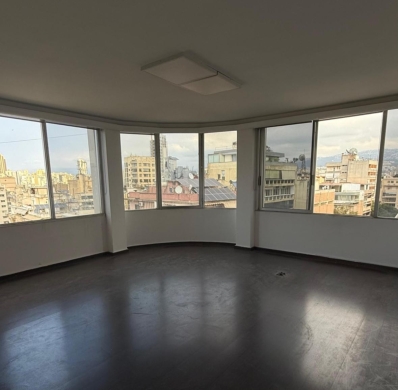 185 SQM Office For Rent in A Prime Location in Badaro