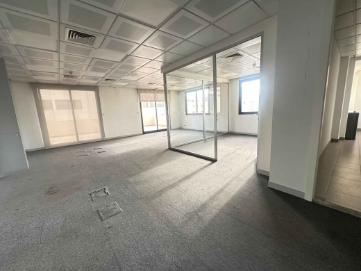 110 SQM Office with Terrace For Rent in Prime Location Dora