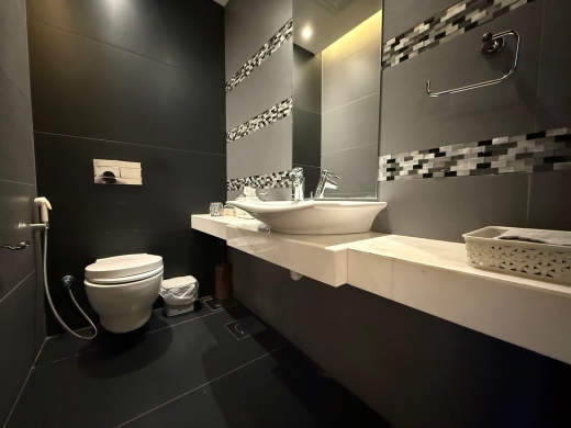 High-End 3-Bedroom Apartment For Sale in Achrafieh, Sodeco — 7