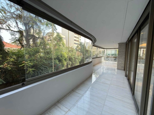 Elegant 4-Bedroom Apartment For Sale in Select area of Achrafieh, Carré D'or — 5