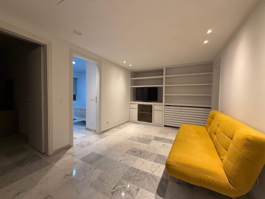Elegant 4-Bedroom Apartment For Sale in Select area of Achrafieh, Carré D'or — 9