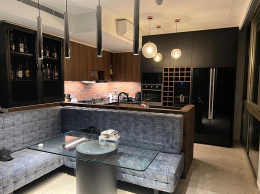 Beautiful Apartment With Sea & City View For Sale in Hamra, Ras Beirut — 4