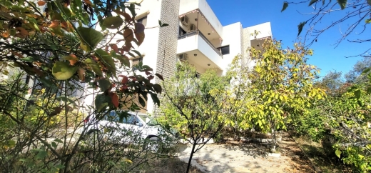Individual House For Sale in Fatqa