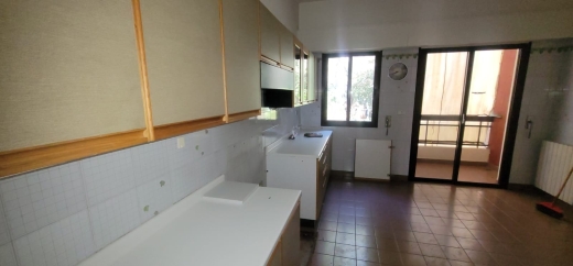 Spacious Apartment For Sale in Ballouneh — 12