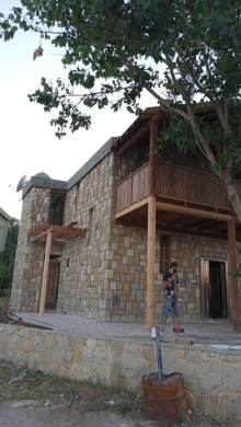 Fully Equipped Old House For Sale in Laqlouq — 11