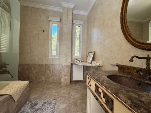 Fully Furnished Decorated Villa For Rent in Baabdat — 18