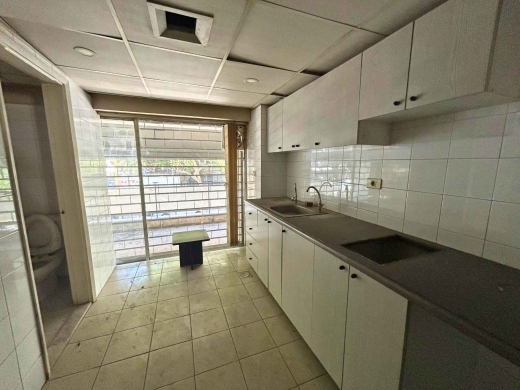 367 SQM Office For Sale in Badaro — 5