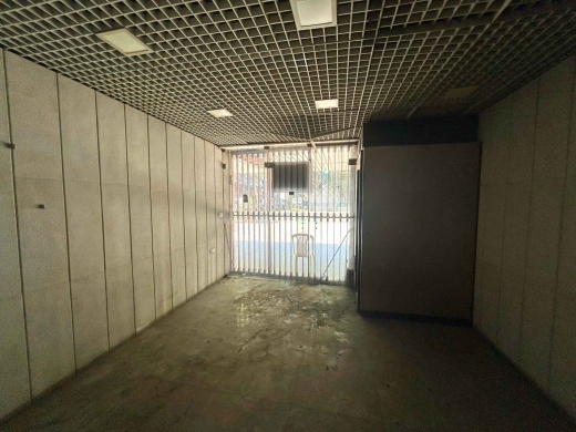 367 SQM Office For Sale in Badaro — 4