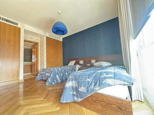 Beautiful 3-Bedroom Apartment For Sale in Down Town — 6