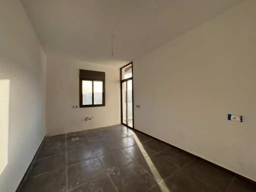 Spacious Duplex With Terrace For Sale in Qortada — 3